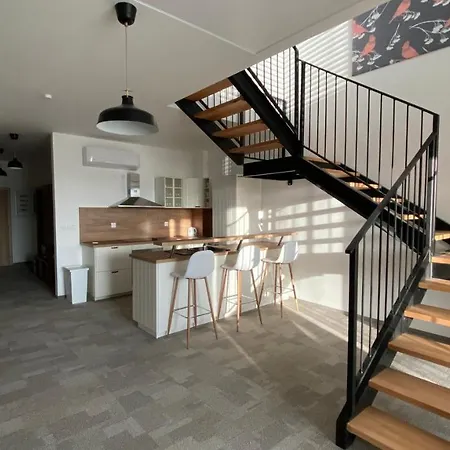 Aparthotel Central Liptovsky Mikulas דירה 4*