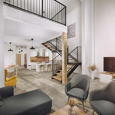 Aparthotel Central Liptovsky Mikulas 4* Liptovský Mikuláš