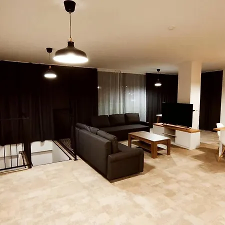 Aparthotel Central Liptovsky Mikulas Lipótszentmiklós