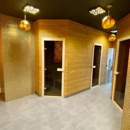 Aparthotel Central Liptovsky Mikulas דירה 4*