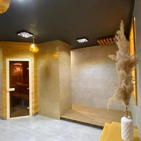 Aparthotel Central Liptovsky Mikulas Apartament Liptowski Mikułasz