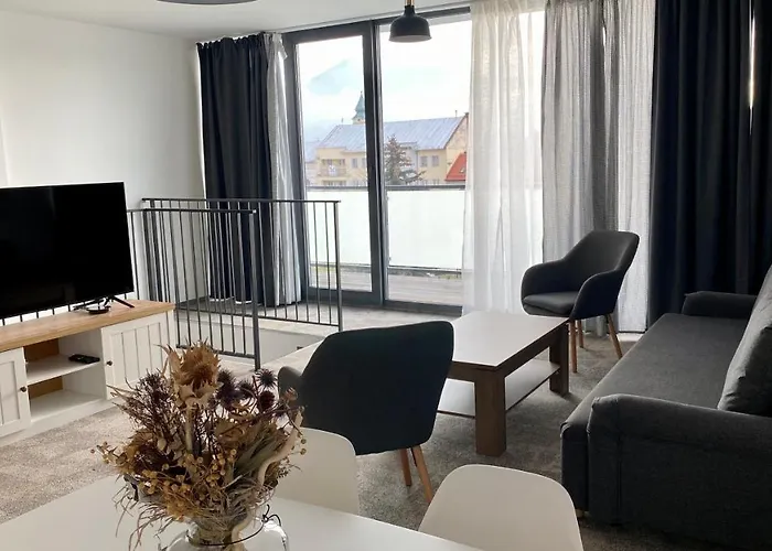 Aparthotel Central Liptovsky Mikulas 公寓 4*