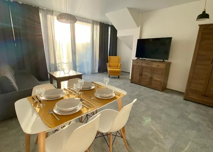 Aparthotel Central Liptovsky Mikulas アパート